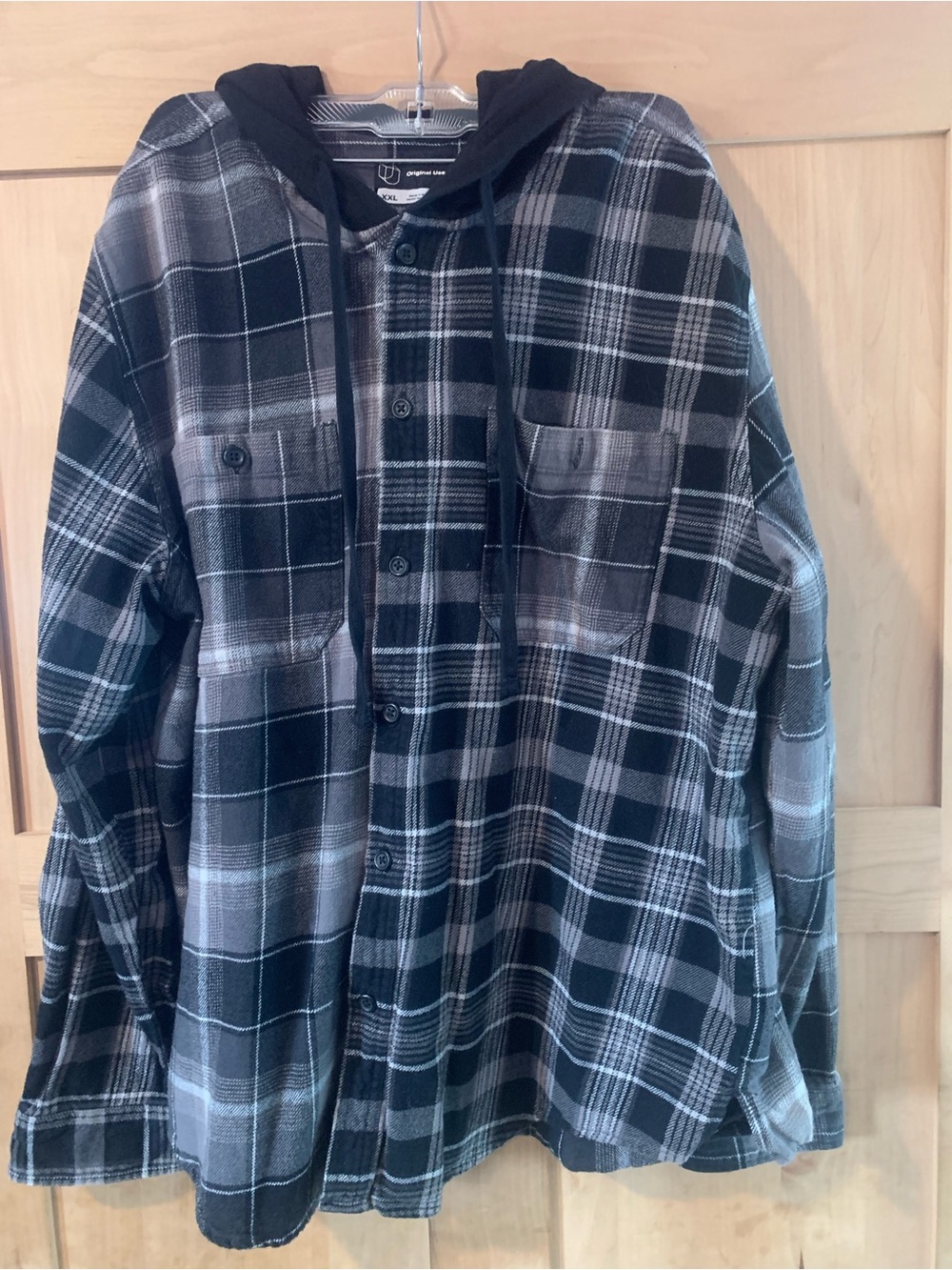 Men’s Original Use Black & Gray Plaid Hooded Button-Up Shirt